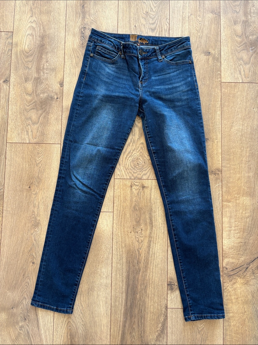 Kut from the Kloth Medium Dark Blue Skinny Jeans Size